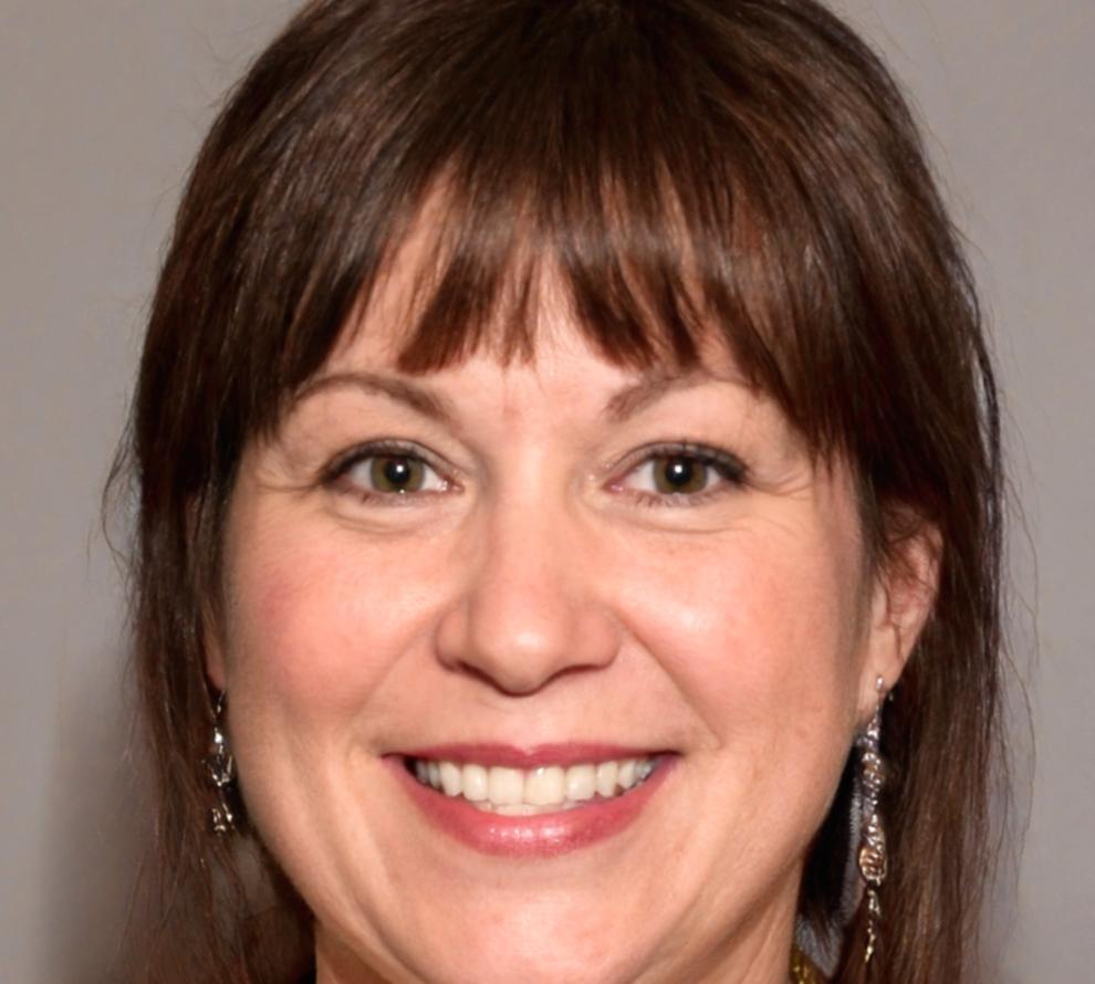 Mihaela Popescu, expert în analiza financiară